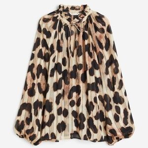 H&M Ruffle Trim Crepe Blouse